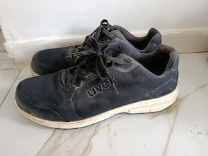 pantofi de lucru uvex nr47 nou