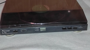 PICUP PIONEER PL 990  - IL VAND CA DEFECT se aprinde dar nu porneste  pret 350 ron  