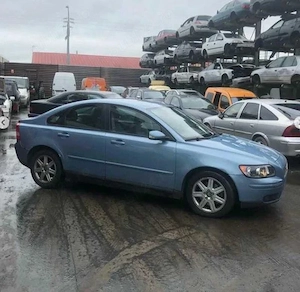 Dezmembrez Volvo S40 2.0d 136cp 2005