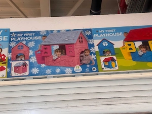    CĂSUȚE DE JOACĂ NOI   IDEALE PENTRU COPII!     Vând 3 modele superbe de căsuțe de joacă pentru co