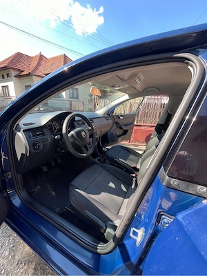 Skoda Rapid - imagine 4