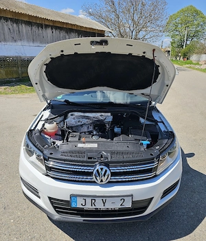 VW Tiguan 1.4TSI 4Motion Navigatie DubluClima SenzoriParcare Bluethoot CamerăMarșarier Euro5  - imagine 5