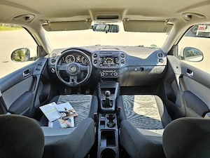 VW Tiguan 1.4TSI 4Motion Navigatie DubluClima SenzoriParcare Bluethoot CamerăMarșarier Euro5  - imagine 9
