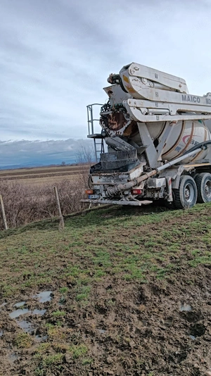 cifa pompa volvo 2006 - imagine 2