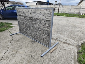 Caut colaborator sau asociat pentru producere gard din beton cu model pe ambele părți 