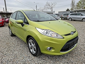 FORD FIESTA 2009 1.3 benz clima incalzire scaune jante 180000 km superba  - imagine 6