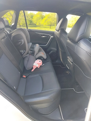 Toyota RAV4 hybrid bi-tone  - imagine 4