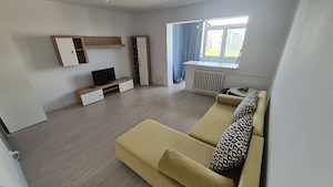 Inchiriez 2 camere modern  7 min metrou Costin Georgian Bloc anvelopat  500 