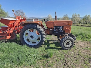 Tractor UTB 445 recent adus