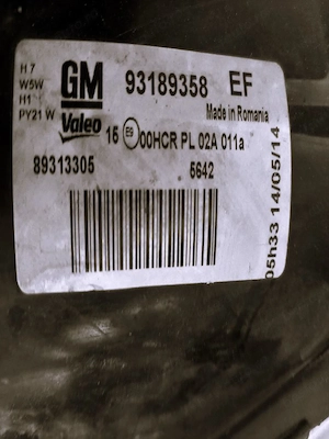 Far stanga si dreapta Opel Corsa D 2006-2010 - imagine 3