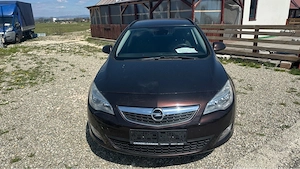Opel Astra J  1.4i 101cp - imagine 5