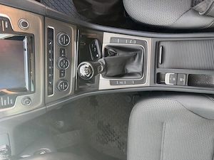 Vând golf 7 1.2 TSI, 77CP, an fabricație 2013, 199980km - imagine 7