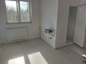 garsoniera cf 3 de vanzare berceni sector 4 - imagine 2