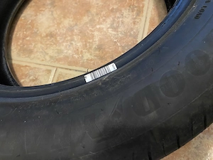 Anvelope Vara Goodyear Efficientgrip Performance 2 215/55R17 98W  - imagine 4