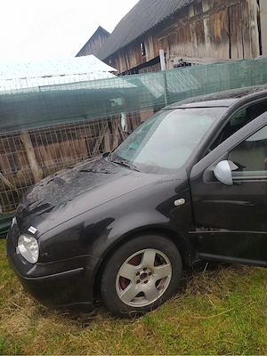vand golf 4 pentru piese de schimb  - imagine 4