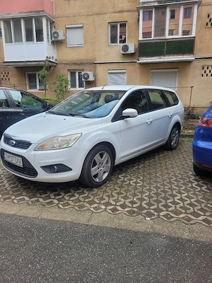 Ford focus. - imagine 4