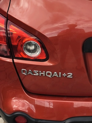 Vând Nissan Qashqai + 2  - imagine 2