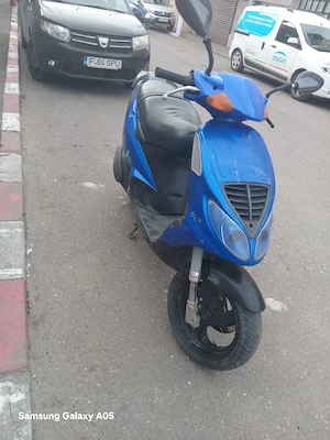 scuter fara permis  - imagine 2