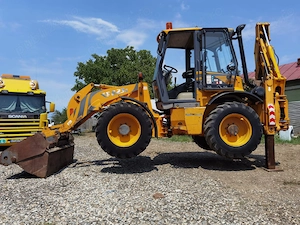 Buldoexcavator Venieri 8.23 din anu 2007 nr.  - imagine 2