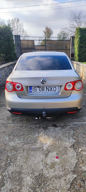 Vand Volkswagen jetta an de fabricatie 2008 - imagine 3