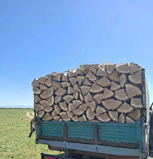 vând lemne de foc esență tare cer,fag,carpen,stejar cantitate garantata  transport gratuit  lemnele  - imagine 3