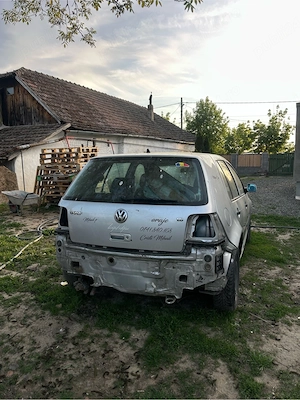 Dezmembrez golf 4 - imagine 5