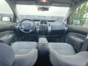 Toyota Prius 2  - imagine 8