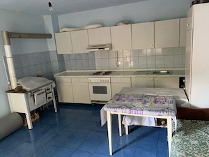 Casa de vanzare cu actele in regula - imagine 2