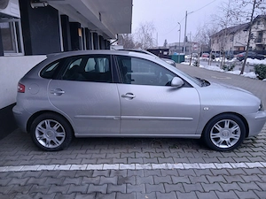  Vând auto Seat Ibiza - imagine 2