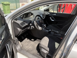 Peugeot 308, hatchback, 81000 km reali, impecabila - imagine 3