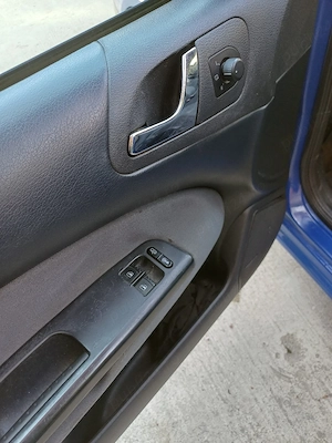 Skoda Octavia 1,6 Benzină 2200 Negociabil - imagine 7