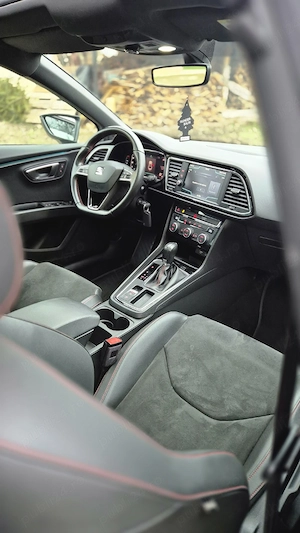 seat leon  - imagine 4