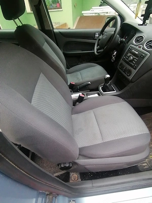 Vând Ford focus mk2 1,6 benzina  - imagine 8