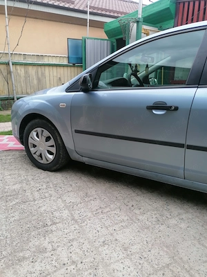 Vând Ford focus mk2 1,6 benzina  - imagine 10