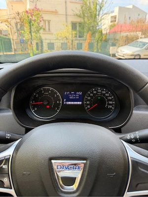 Dacia Duster 1.5dci 4x4 2021 - imagine 4