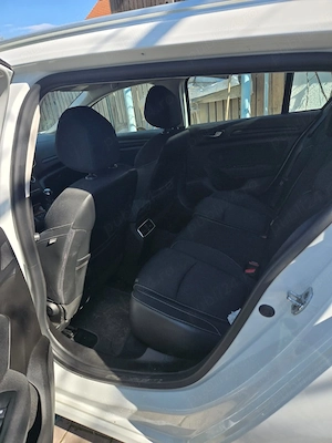 Vând auto Renault Megane 4  motorizare diesel 1.5. Anul de fabricație 2020   - imagine 4