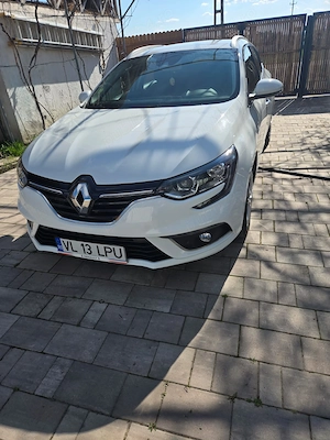 Vând auto Renault Megane 4  motorizare diesel 1.5. Anul de fabricație 2020   - imagine 3