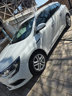 Vând auto Renault Megane 4  motorizare diesel 1.5. Anul de fabricație 2020   - imagine 6