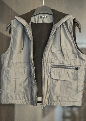 Vestă damă sport casual MyX, gri metalizat, marime S M, cu glugă și multiple buzunare