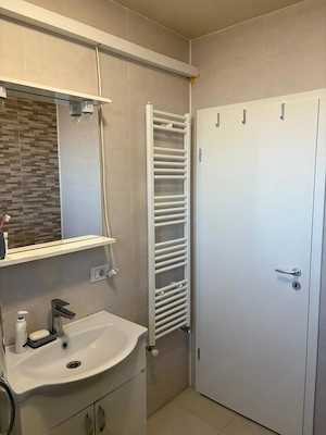 Proprietar vând apartament 3 camere mobilat în Giroc - imagine 8