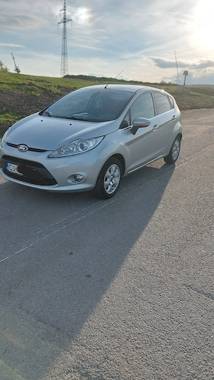 vand ford fiesta  - imagine 3