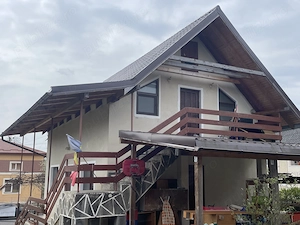 Buzesti(Farcasa), linga Biserica,casa 2 camere, baie, beci , anexe ,20 ari gradina ,pret 68.000 euro - imagine 9