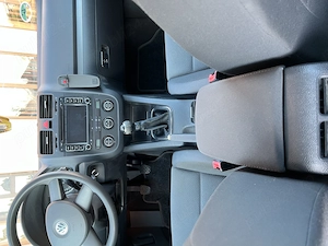 Volkswagen Golf 5                                  . - imagine 5