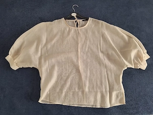 Bluză elegantă NOUA din material vaporos mărine M