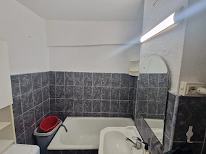 Inchiriez apartament 2 camere Zona Calea Sagului - imagine 5