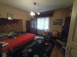 Proprietar, vând teren 532 mp cu casă, zonă centrală Rm. Vâlcea (zona A) - imagine 5