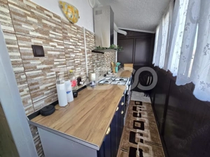 Apartament de vanzare 3 camere balcon mobilat totul nou Mihai Viteazul - imagine 8