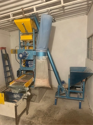 Vând Moară Porumb - imagine 2