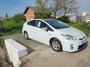 Toyota prius 3 hibrid  - imagine 4