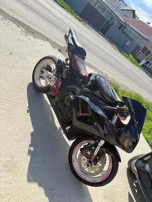 Vând CBR.1000 RR Honda  - imagine 5